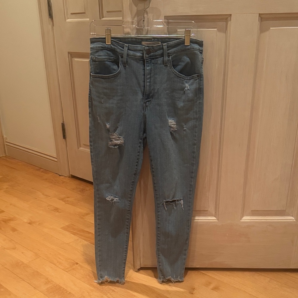 Levi's 721 High Rise Skinny Light Blue Distressed Skinny Jeans Sz 30